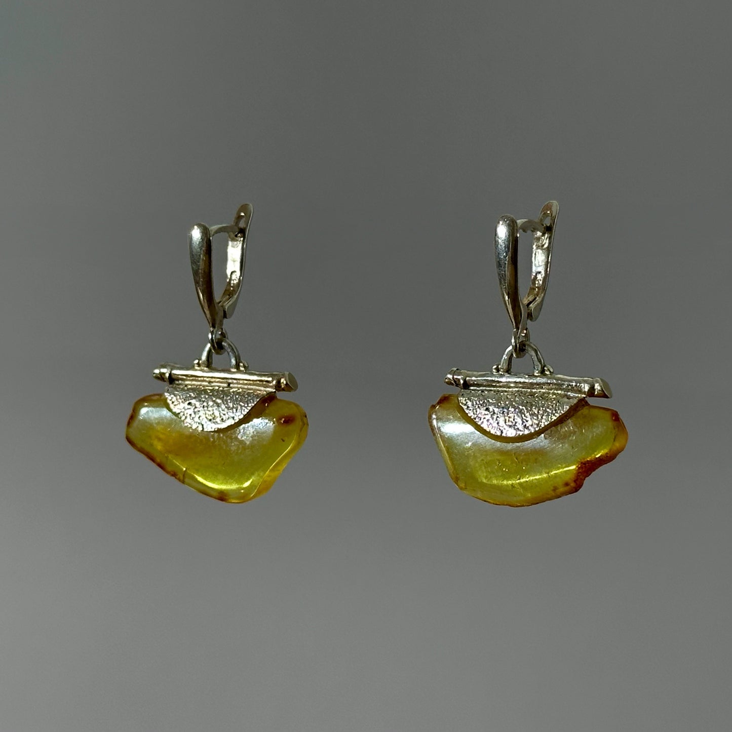 Liquid gold-like amber earrings