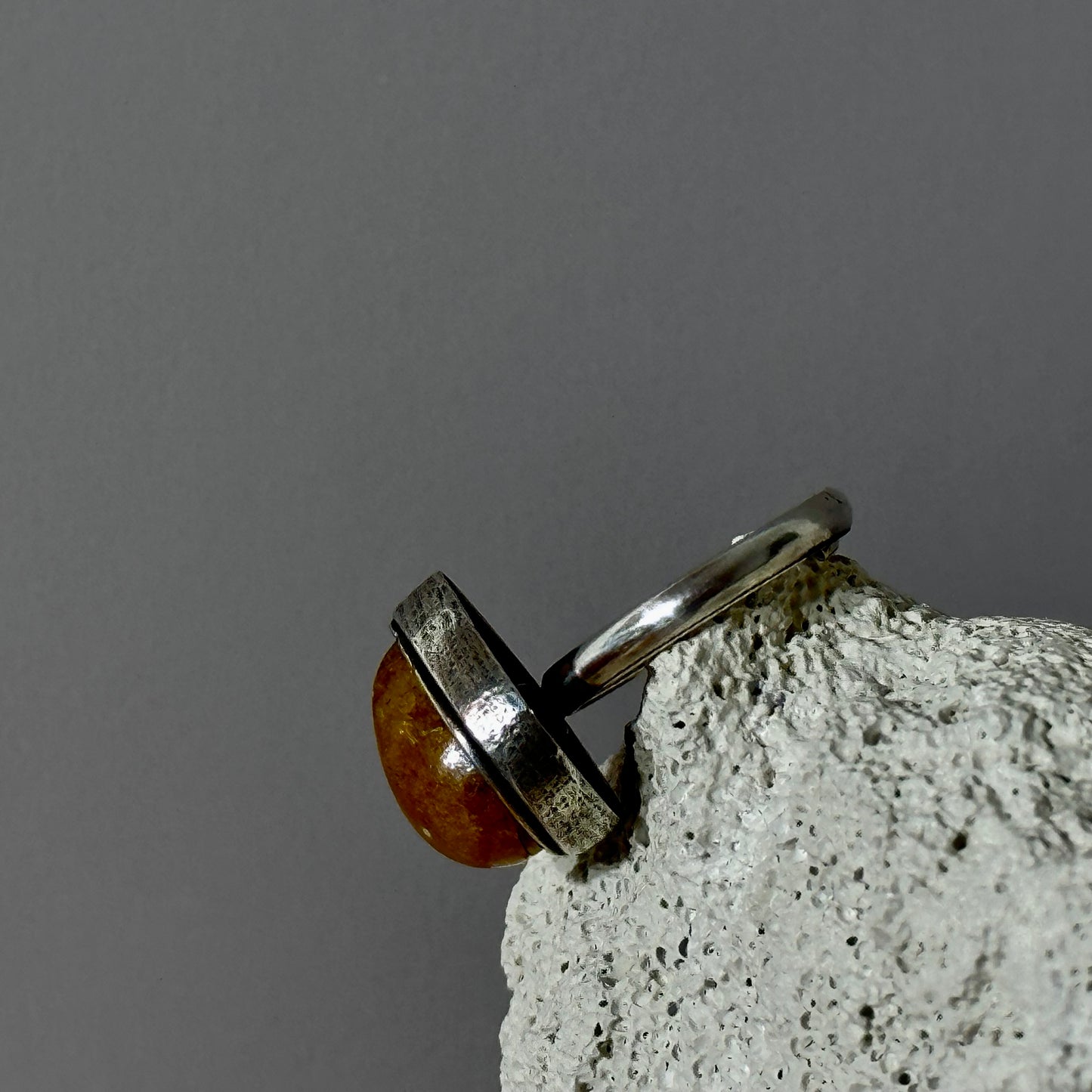 Daring amber ring