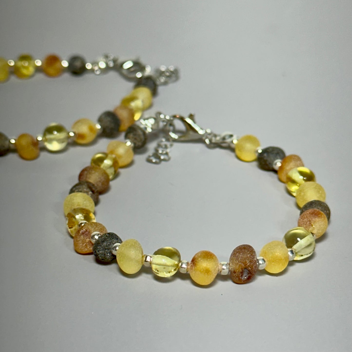 Minimal light amber bracelet