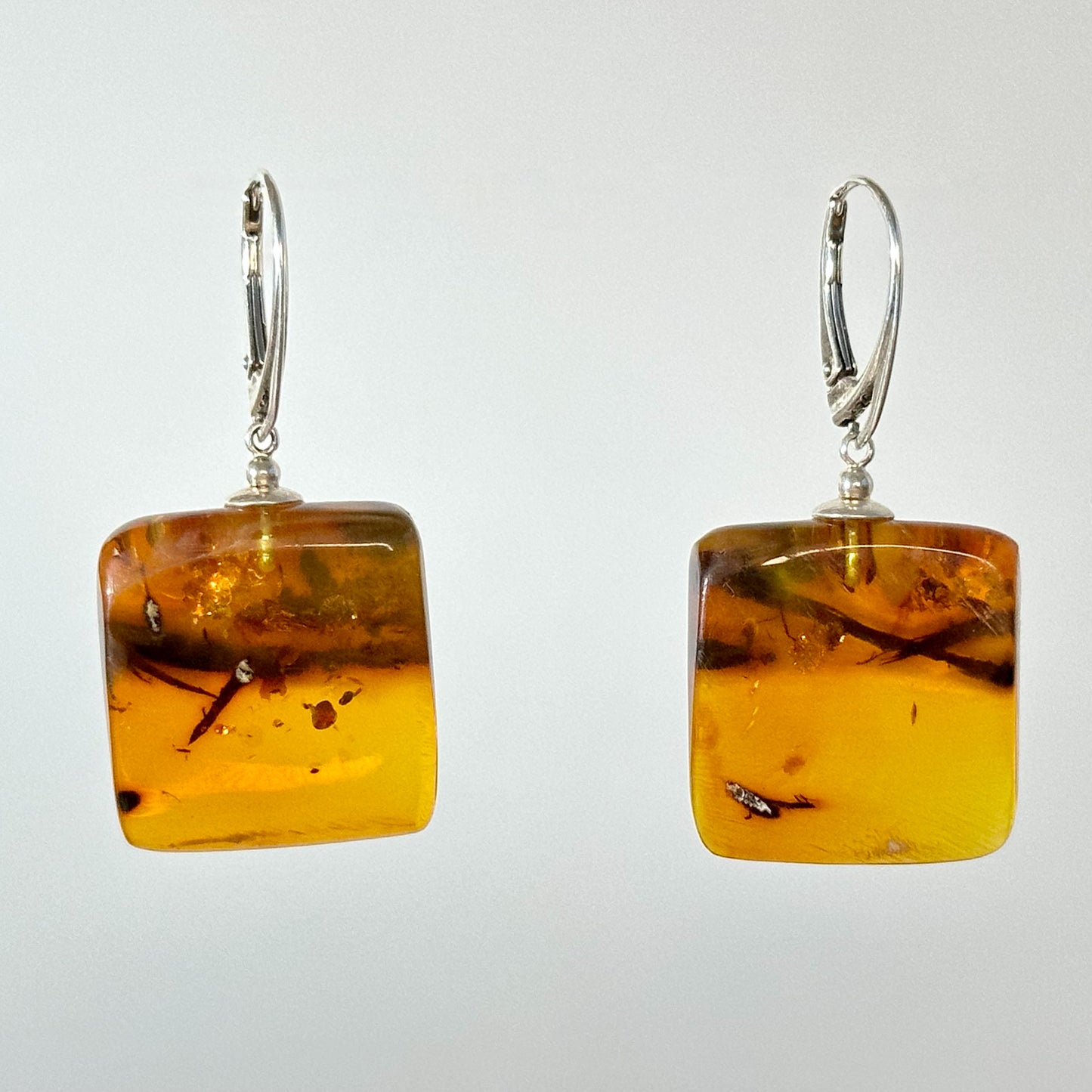 Golden abyss amber earrings