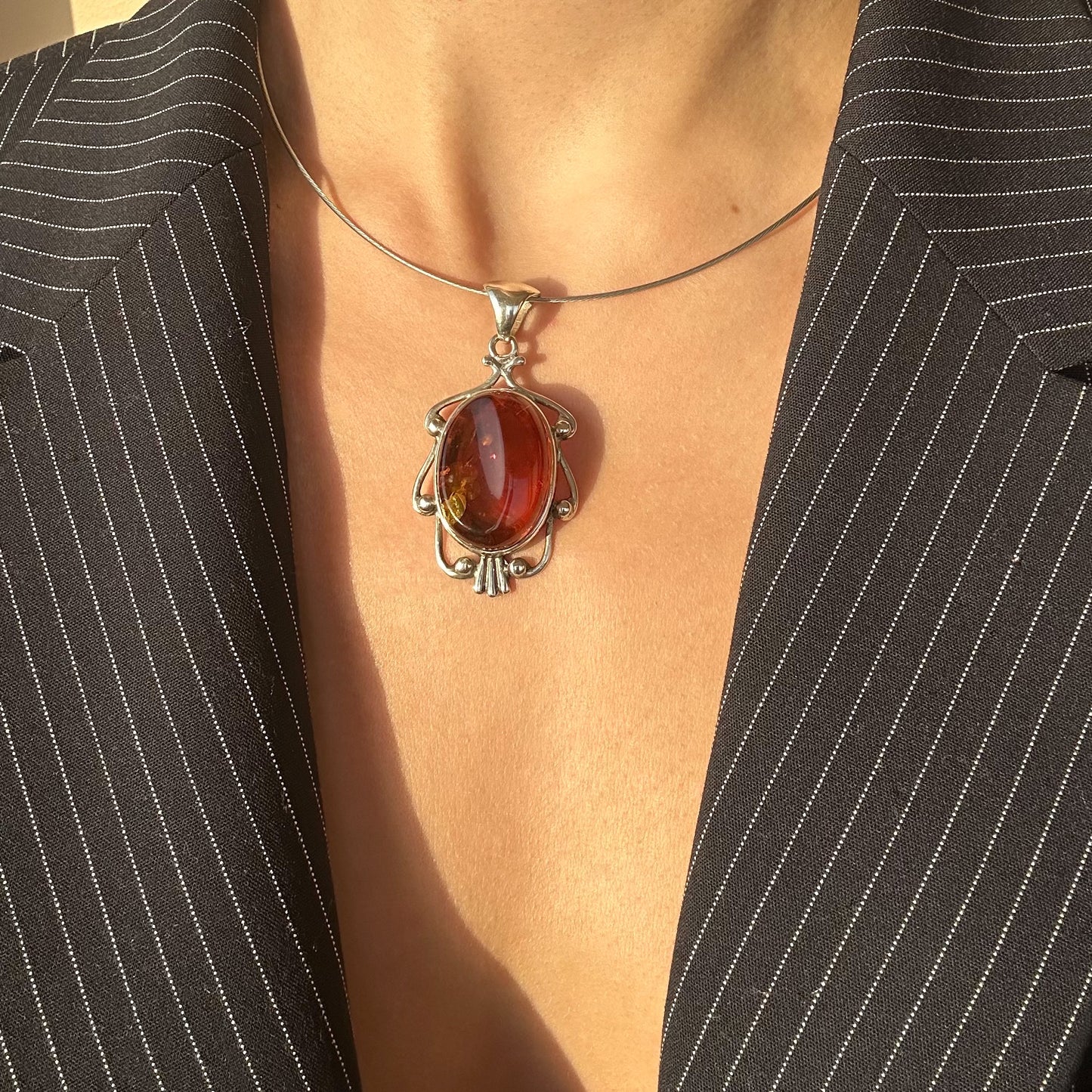 Regal amber silver pendant