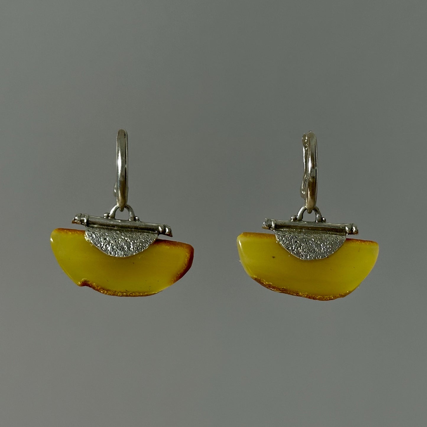 Golden sunset radiance amber earrings