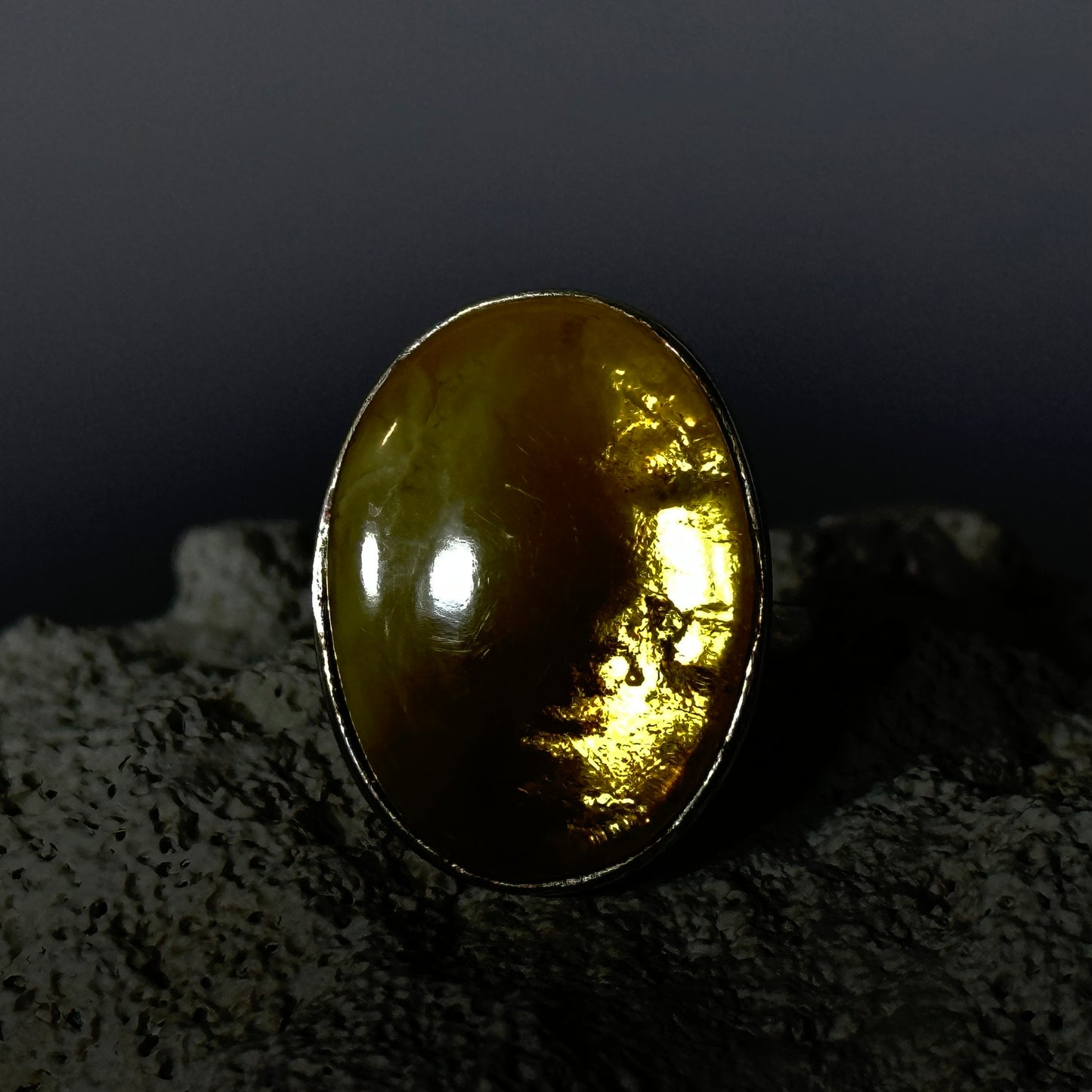 Classic oval white amber ring