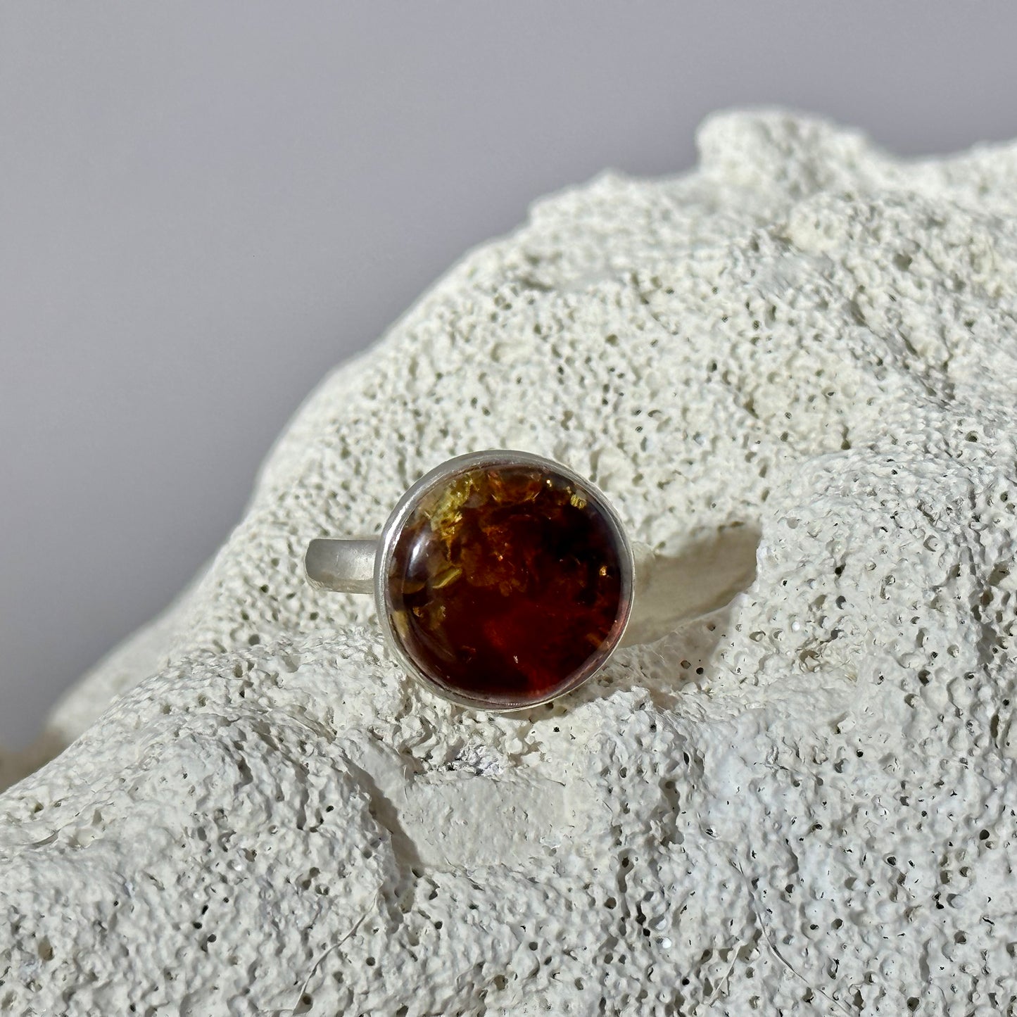 Fractured elegance amber ring