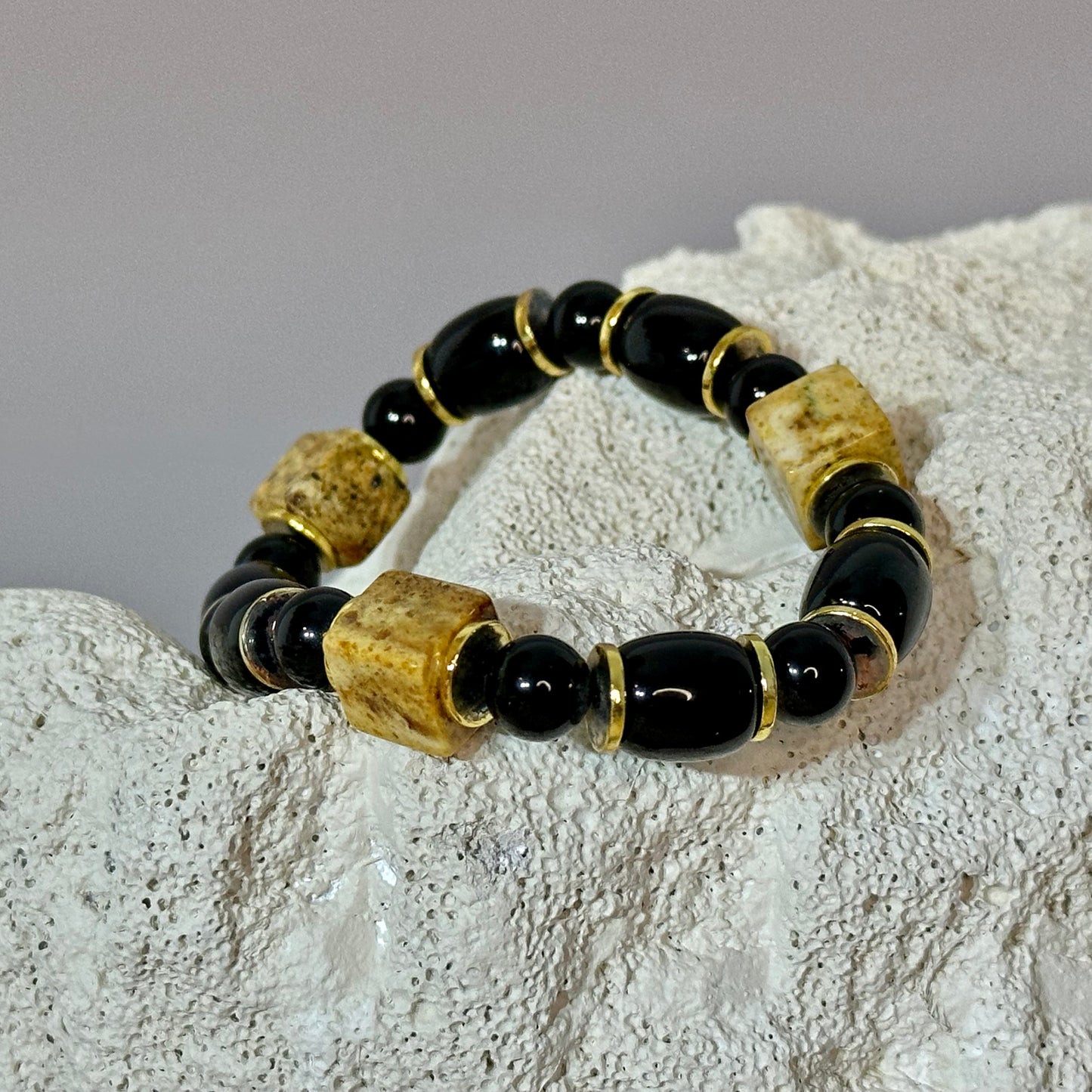 Ancient charm square amber bracelet