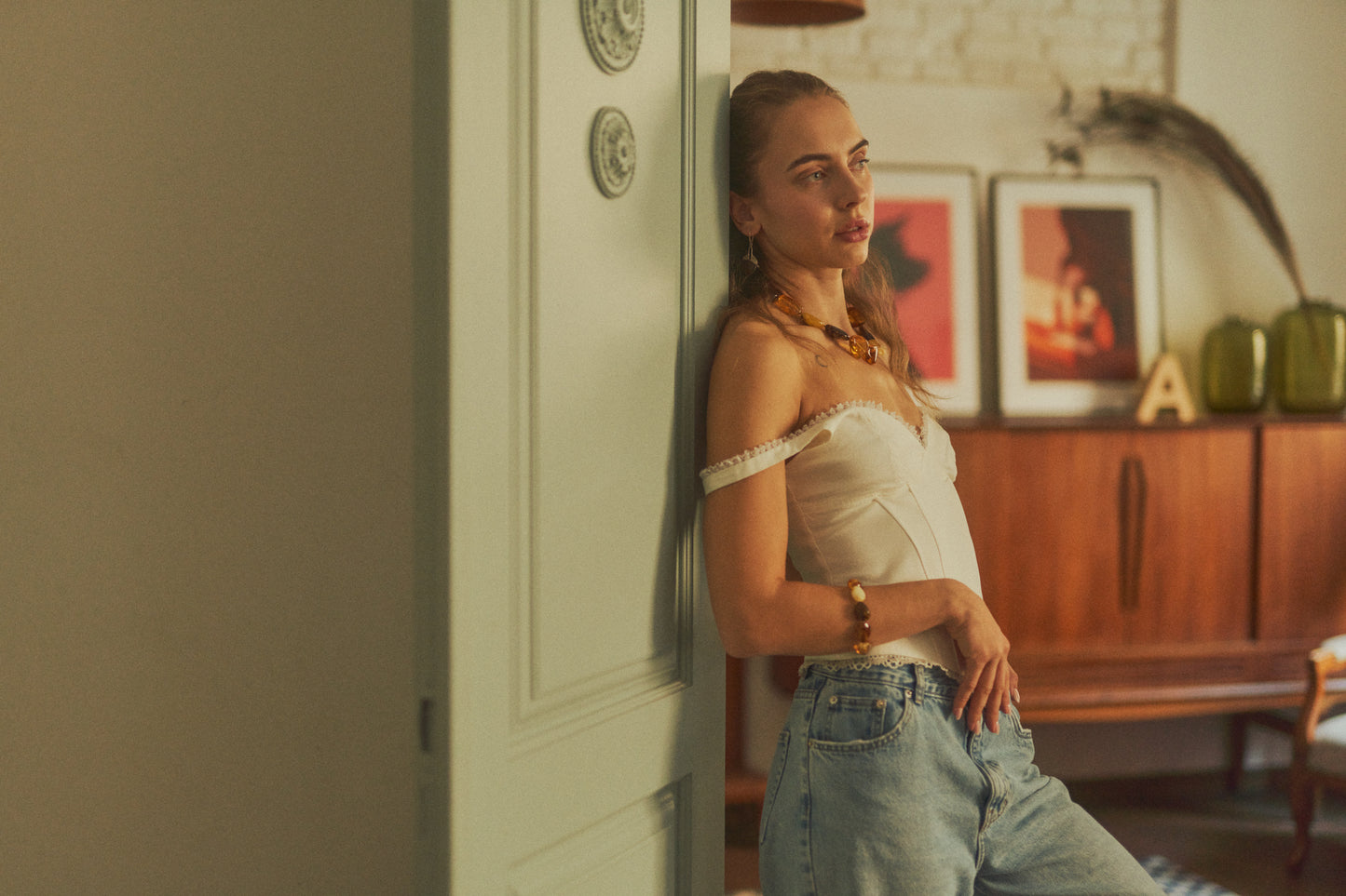 Divine gaze amber earrings