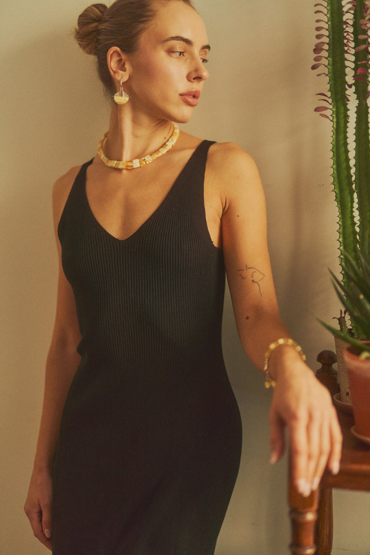 Regal white amber necklace