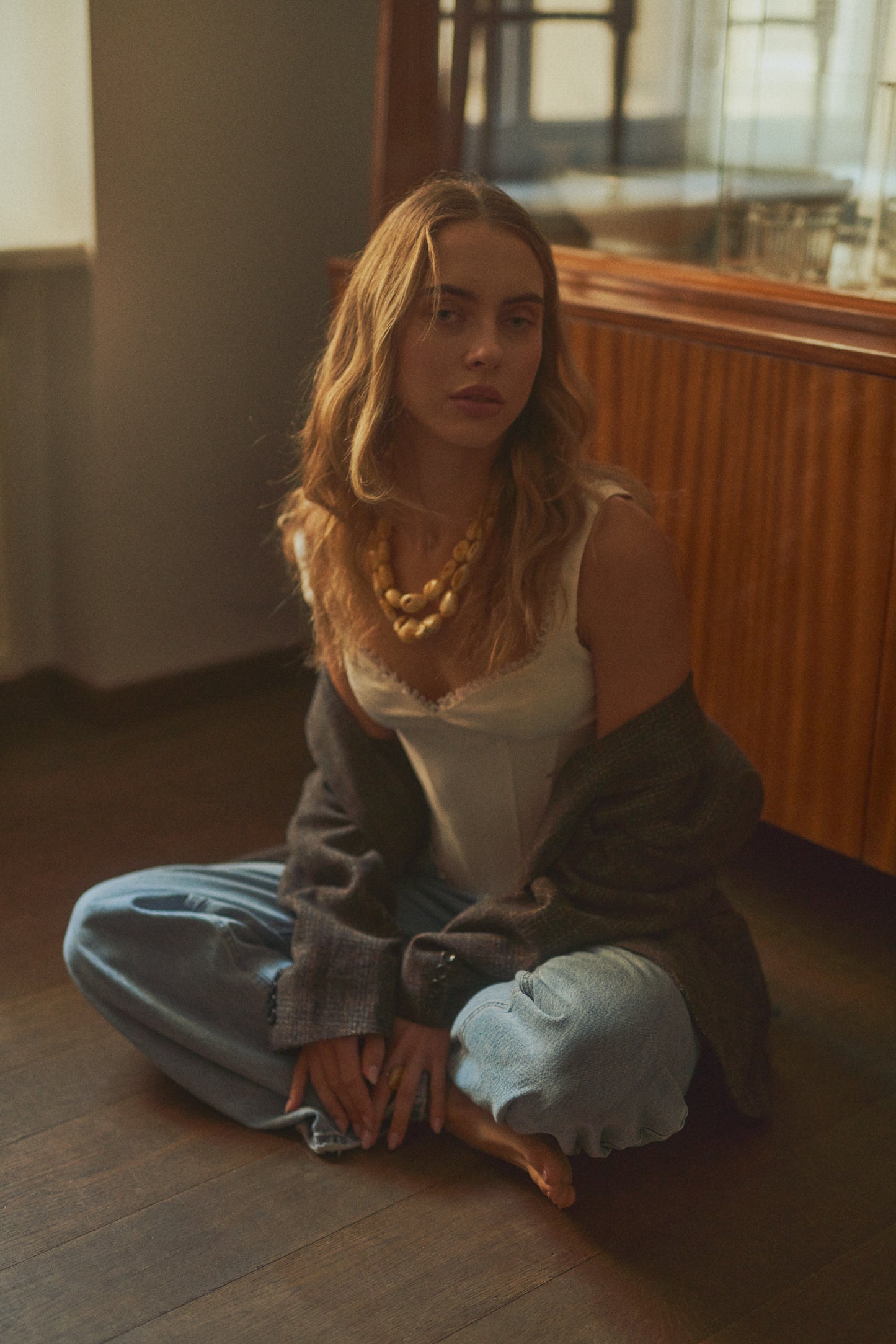 Mysterious shell-like amber necklace