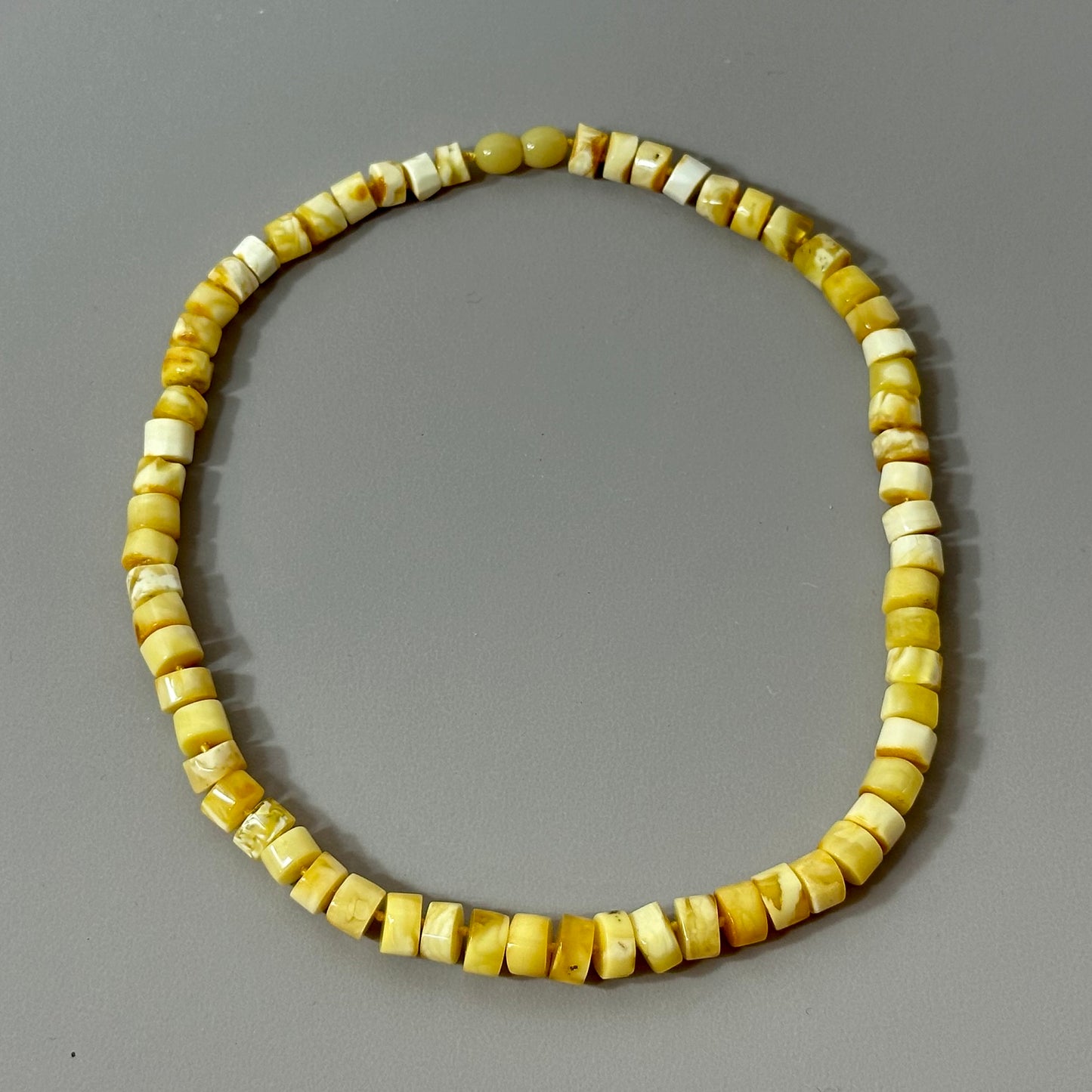 Timeless unisex amber necklace